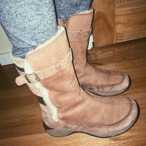 Winter boots, fur lined